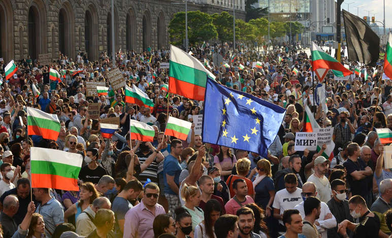 Attention aux deux pays voisins !  L'extrême droite est à nos portes - Photo: 2