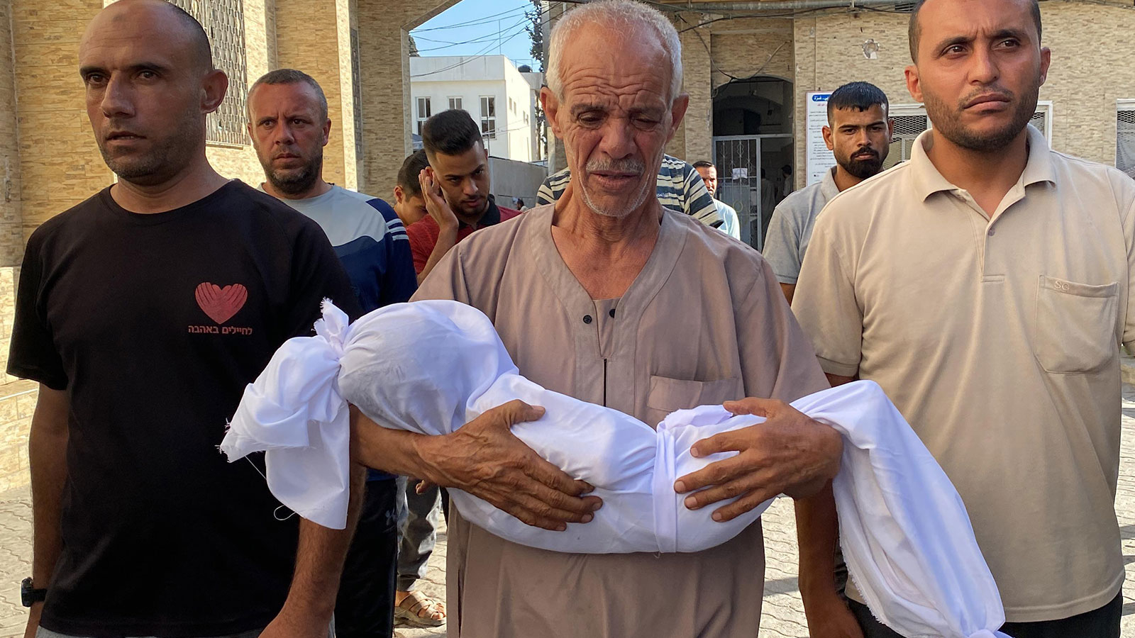 Le bilan des morts à Gaza s'élève à 37 mille 765