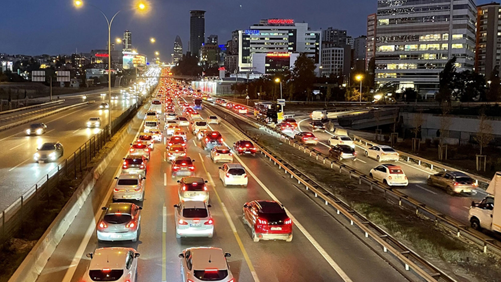 232 mille 401 véhicules ont été immatriculés à la circulation en mai