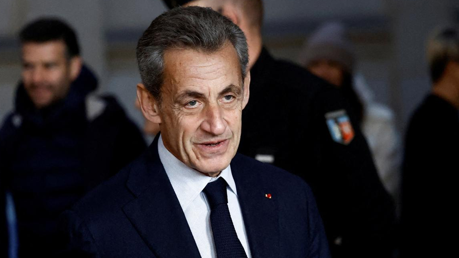 Critique de Macron de la part de l'ancien président français Sarkozy !