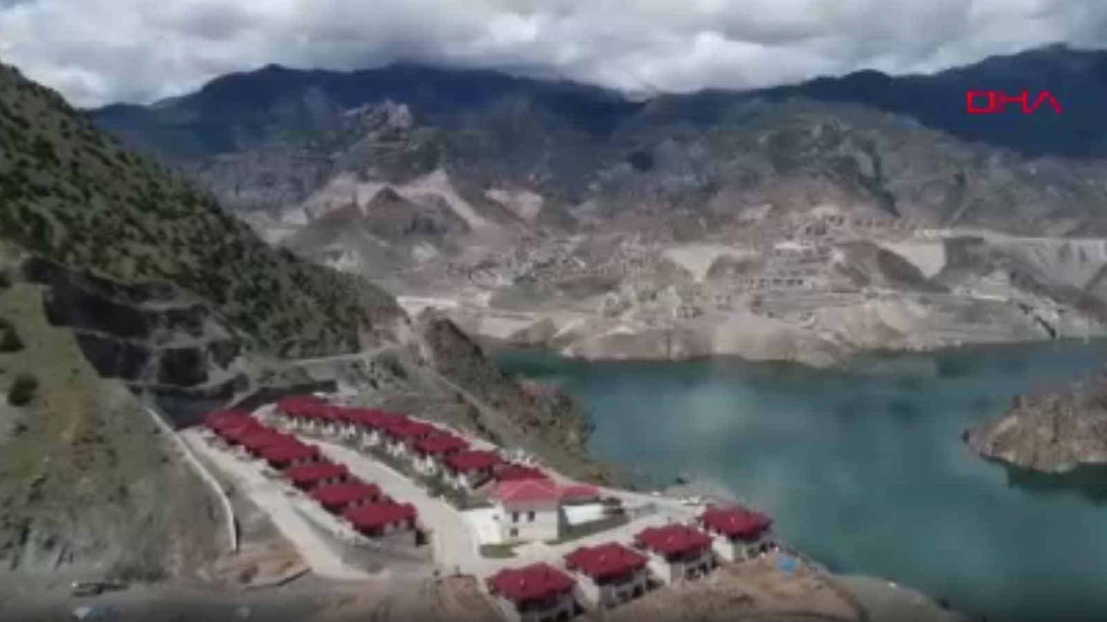 Derniers essais d'énergie à pleine capacité au barrage de Yusufeli