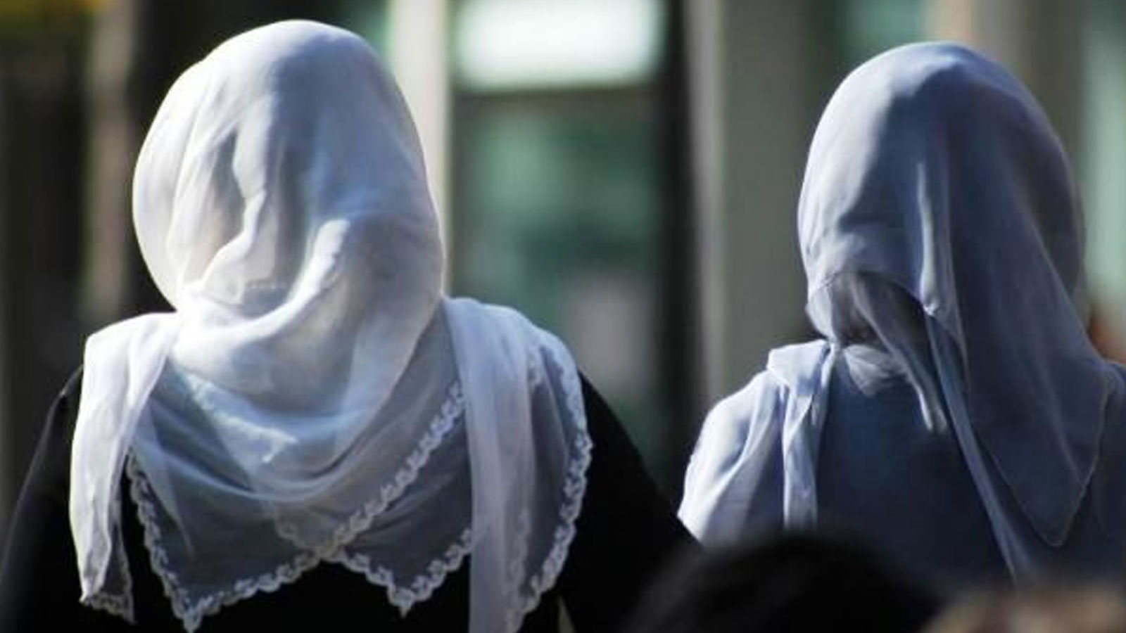 Le Tadjikistan a interdit le foulard