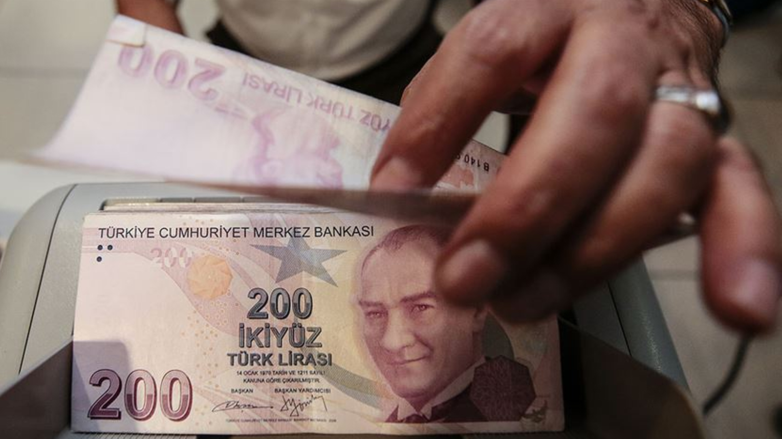 Le ministre Yumaklı a annoncé : les paiements de soutien à l'agriculture ont été transférés sur les comptes