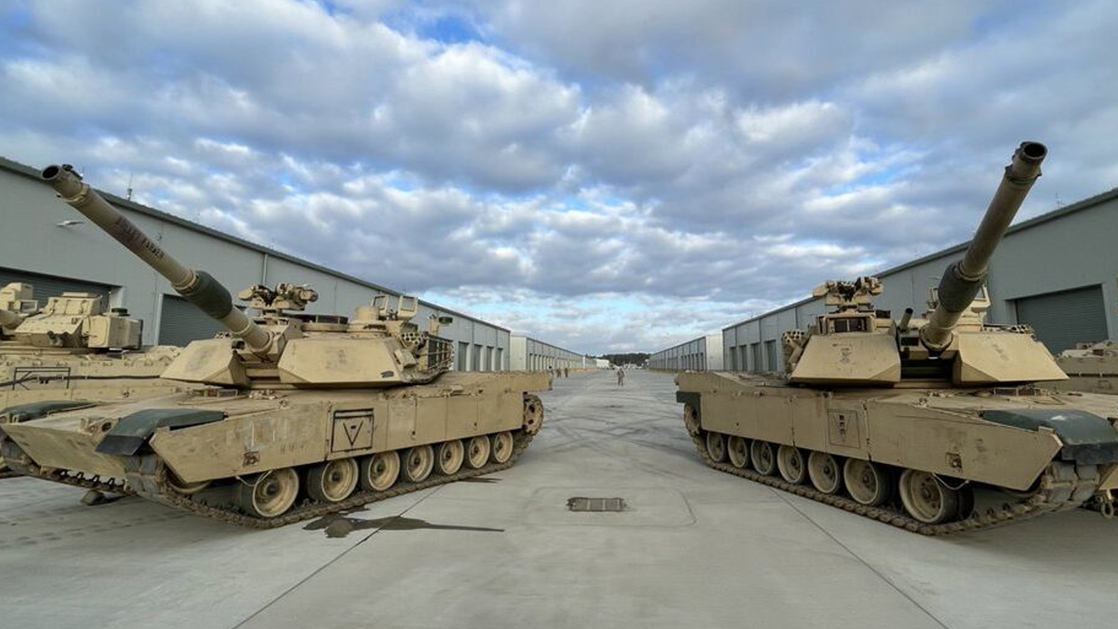 Les États-Unis envoient leur première cargaison de chars et de véhicules blindés aux installations de stockage de l'OTAN en Pologne