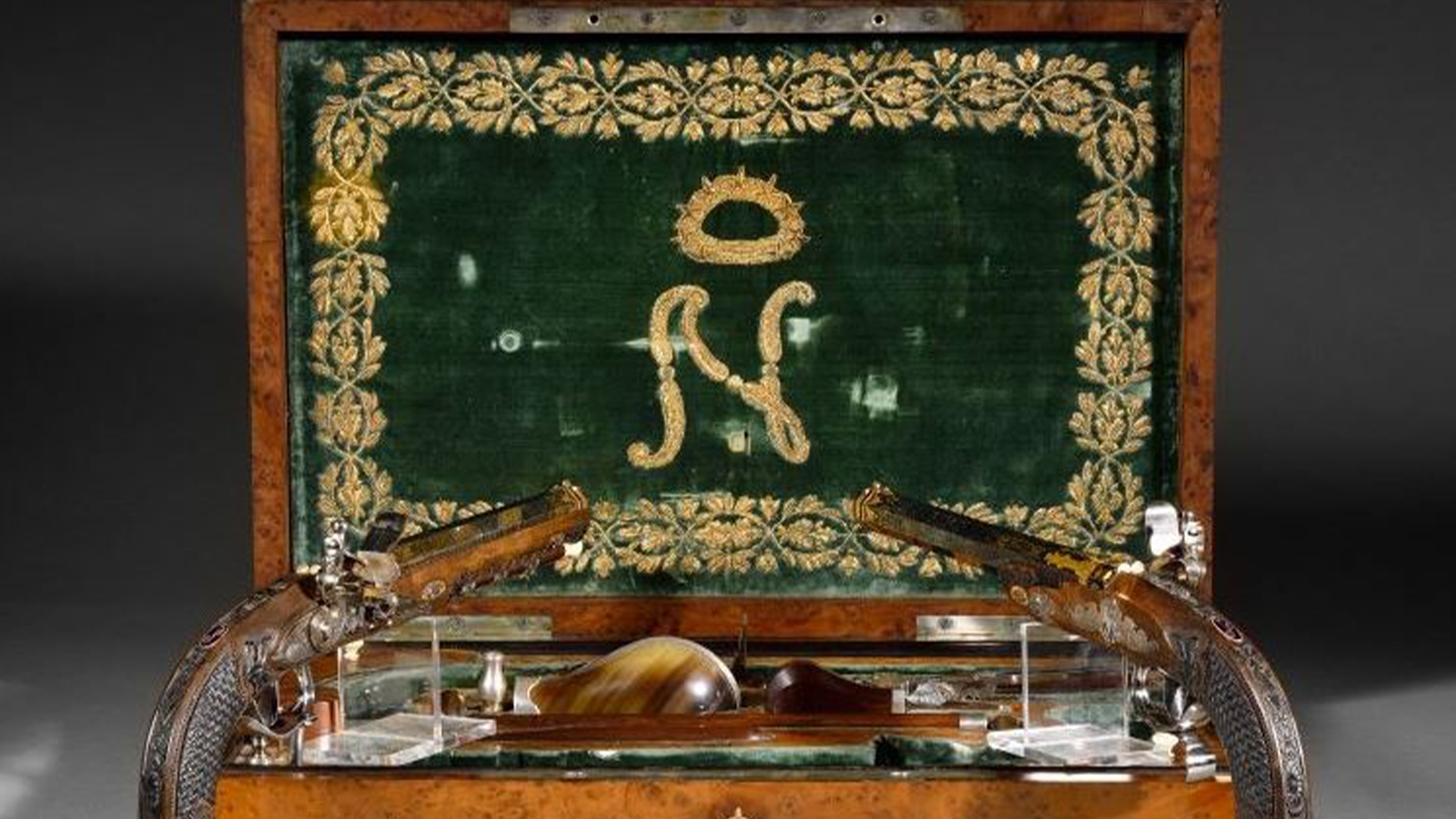 Les armes de l'ancien empereur français Napoléon ont été vendues aux enchères