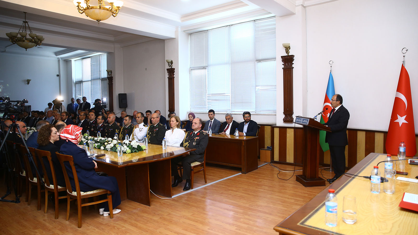 15 juillet Conférence sur la Journée de la démocratie et de l'unité nationale en Azerbaïdjan