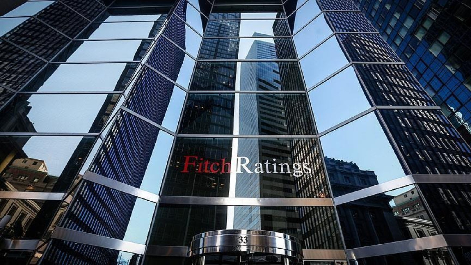 Fitch a relevé la note de crédit de l'Azerbaïdjan