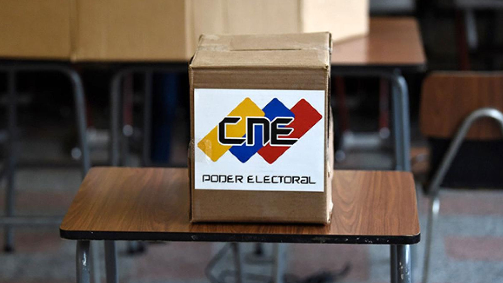 Les Vénézuéliens se rendent aux urnes pour l'élection présidentielle