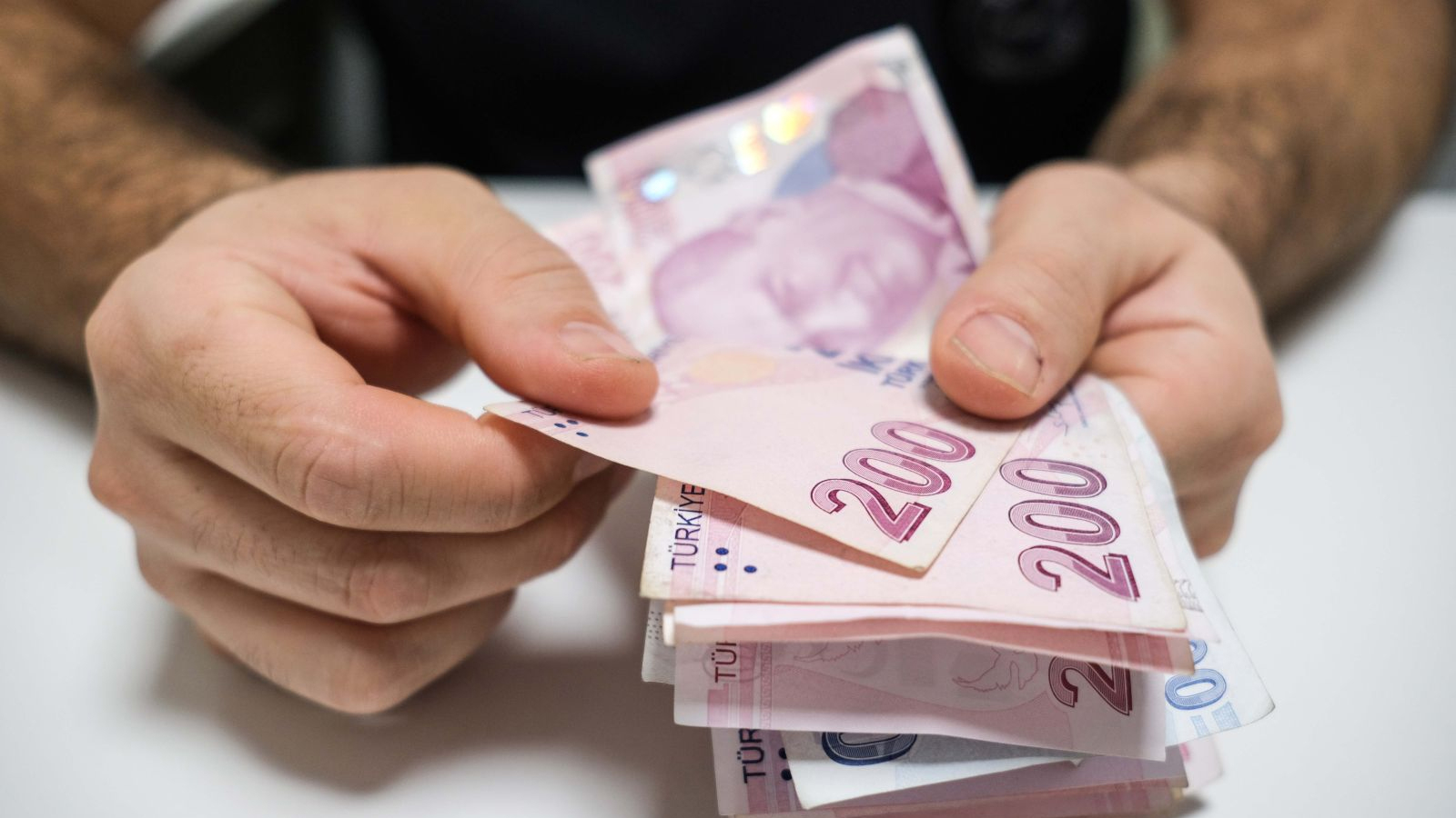 Qu'est-ce que le retour de 500 mille lires en 32 jours ?  La banque qui a payé le montant le plus élevé a été annoncée