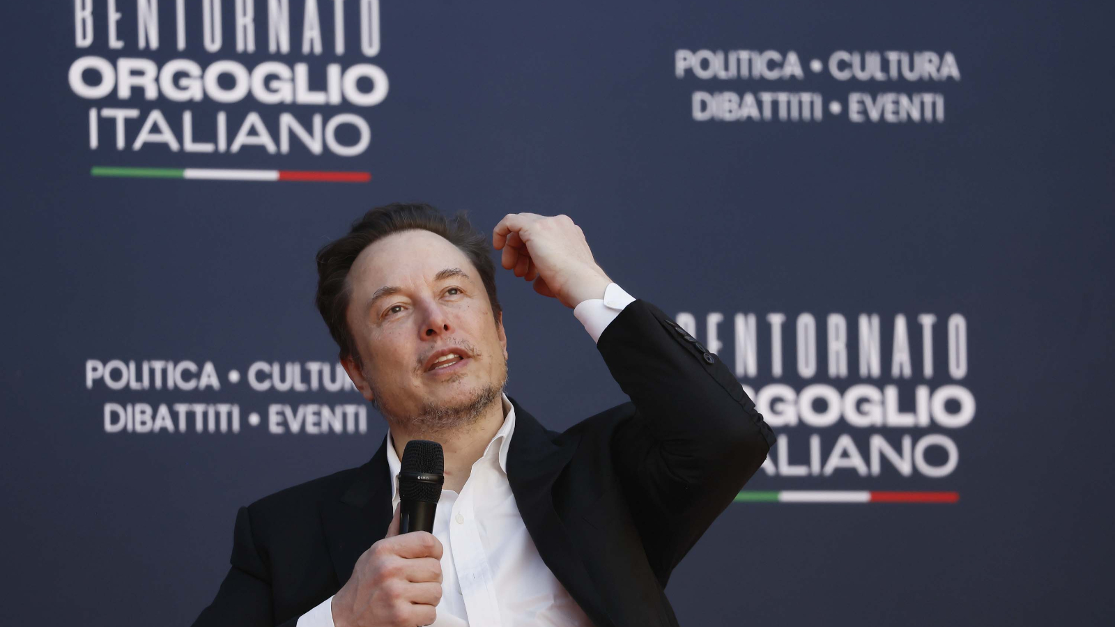X d'Elon Musk accusé d'avoir trompé les utilisateurs avec des « motifs sombres »
