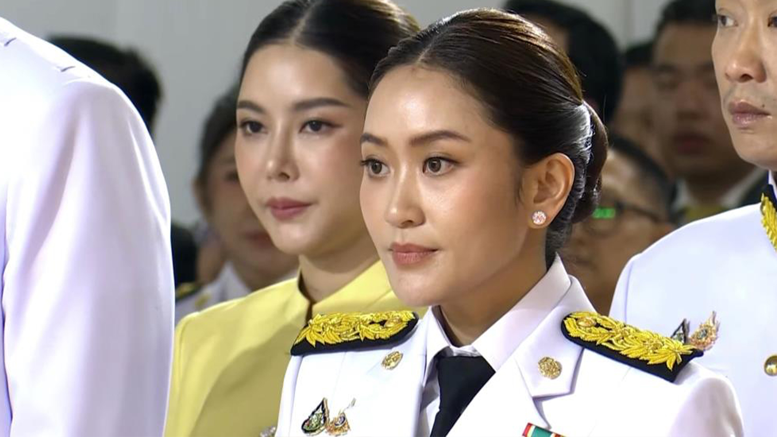 Le plus jeune Premier ministre de Thaïlande : Shinawatra prend ses fonctions