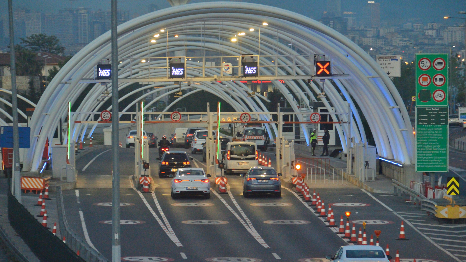 Après les ponts et les autoroutes, les péages du tunnel Eurasie ont également augmenté