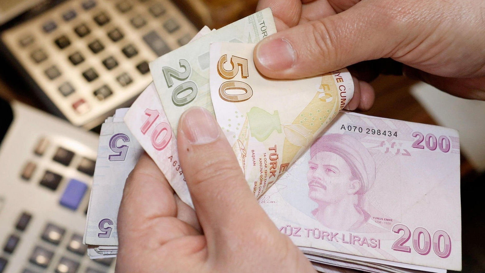 Demande de taux d'augmentation de 20 pour cent pour les employés et les retraités rejetée