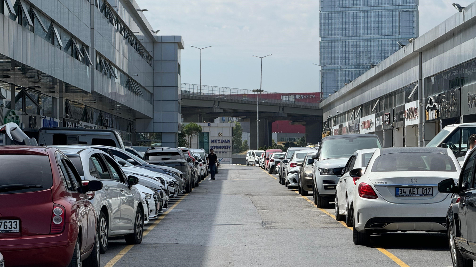 Le certificat d'autorisation stabilisera la hausse artificielle des prix sur le marché des voitures d'occasion