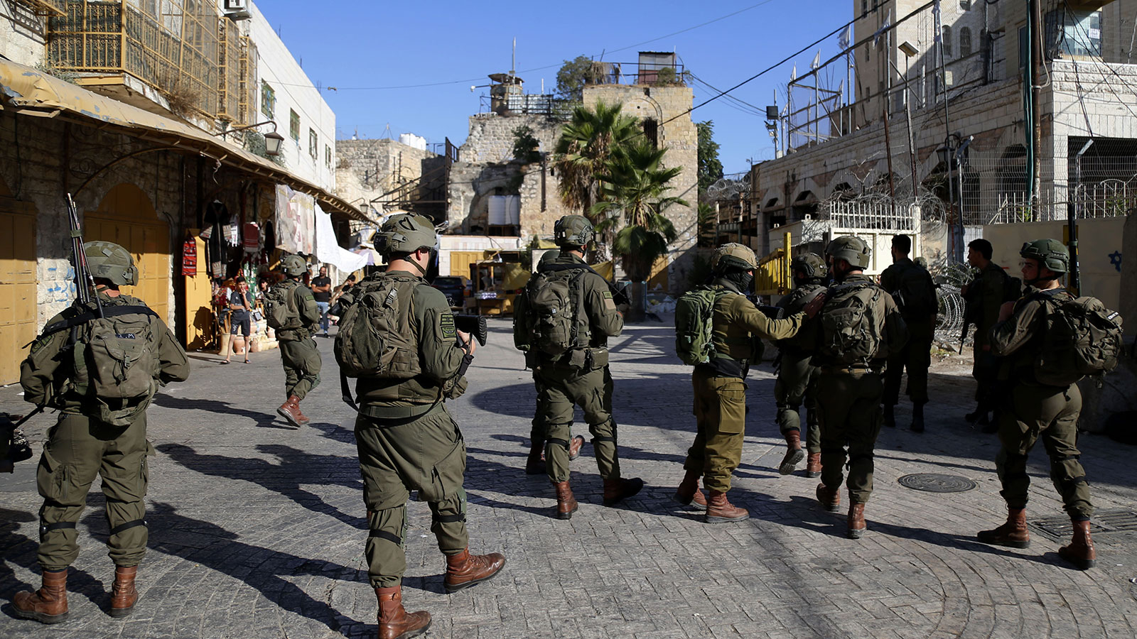 Les Israéliens ont menacé les Palestiniens de « viol » en Cisjordanie