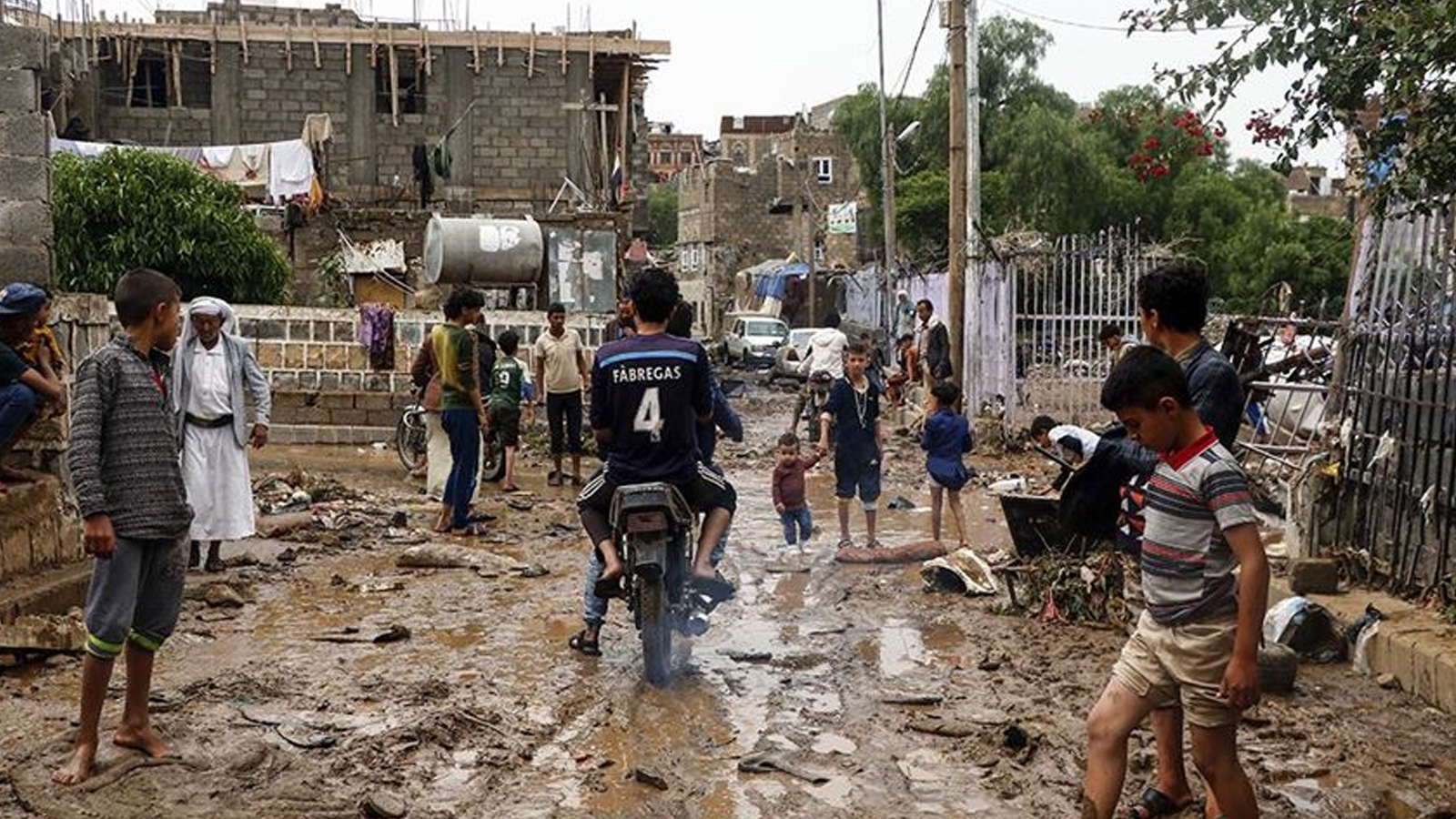 Plus de 12 000 familles ont été déplacées à cause des inondations au Yémen