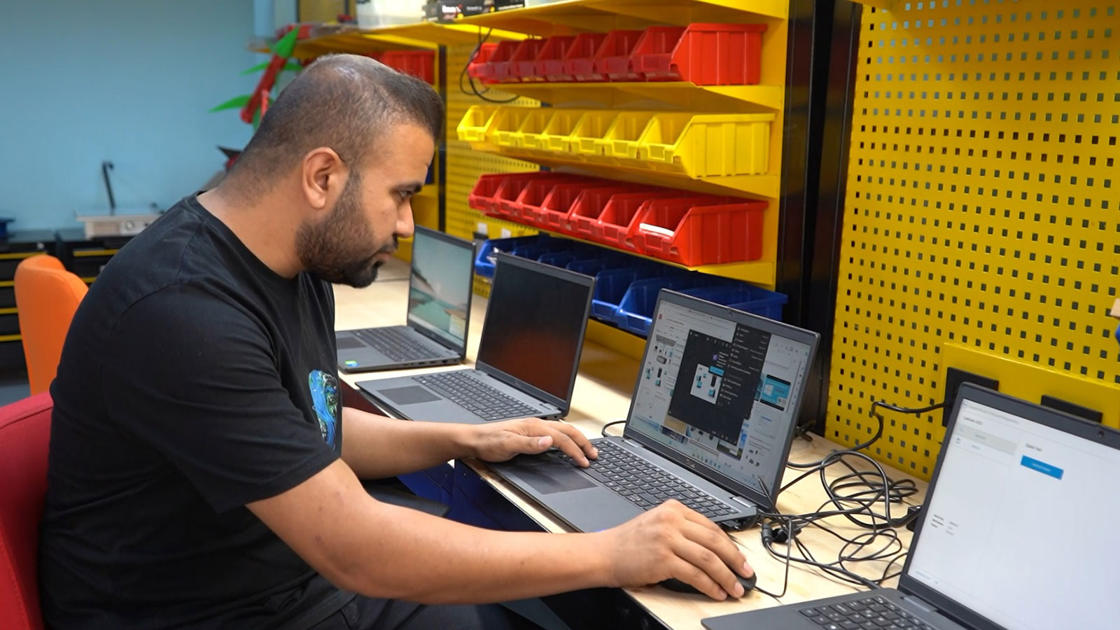 Un expert informatique averti : les dangers du changement de VPN et de DNS