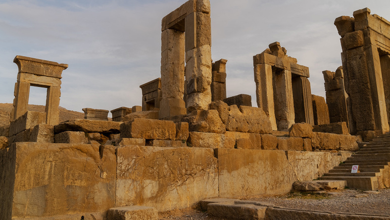 Entre Tigre et Euphrate ? L'Arche de Noé sur la carte en pierre - Image : 2
