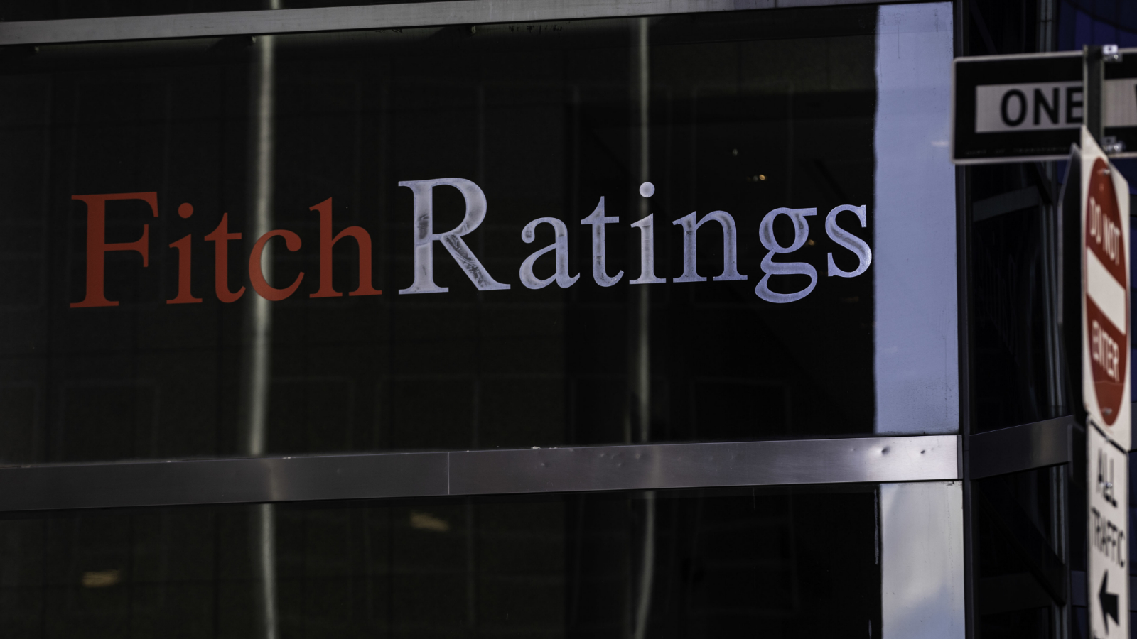 Fitch Ratings a relevé la note de crédit de la Turquie à "BB-"