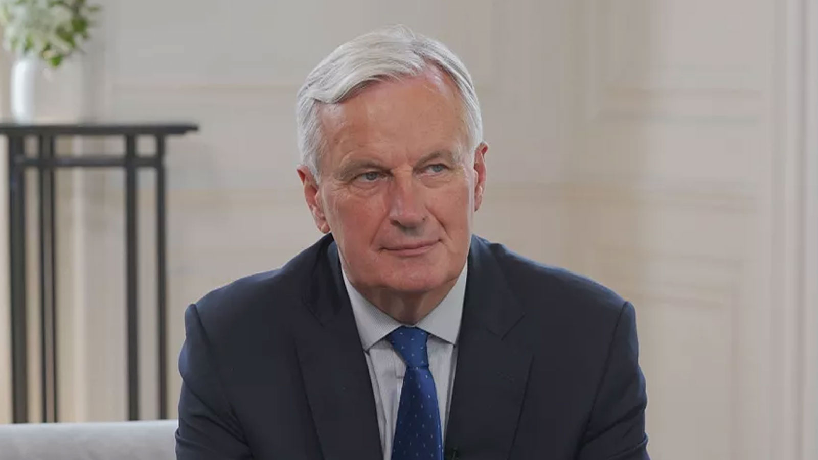 Macron nommé nouveau Premier ministre français