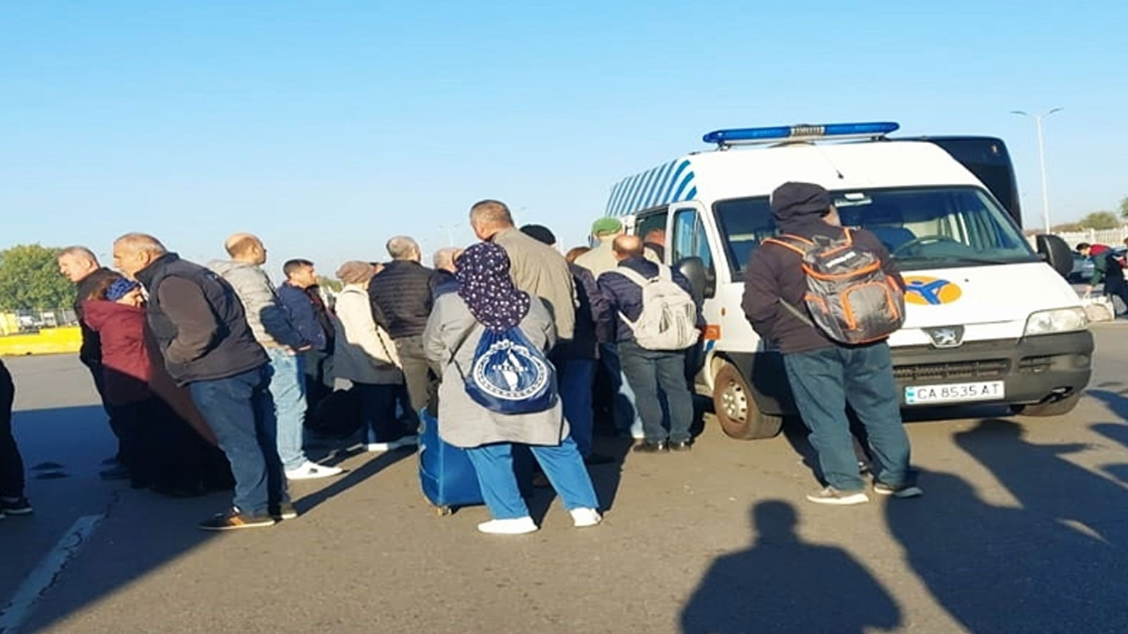 Les doubles citoyens qui sont allés voter en Bulgarie affirment que « le processus a été ralenti »