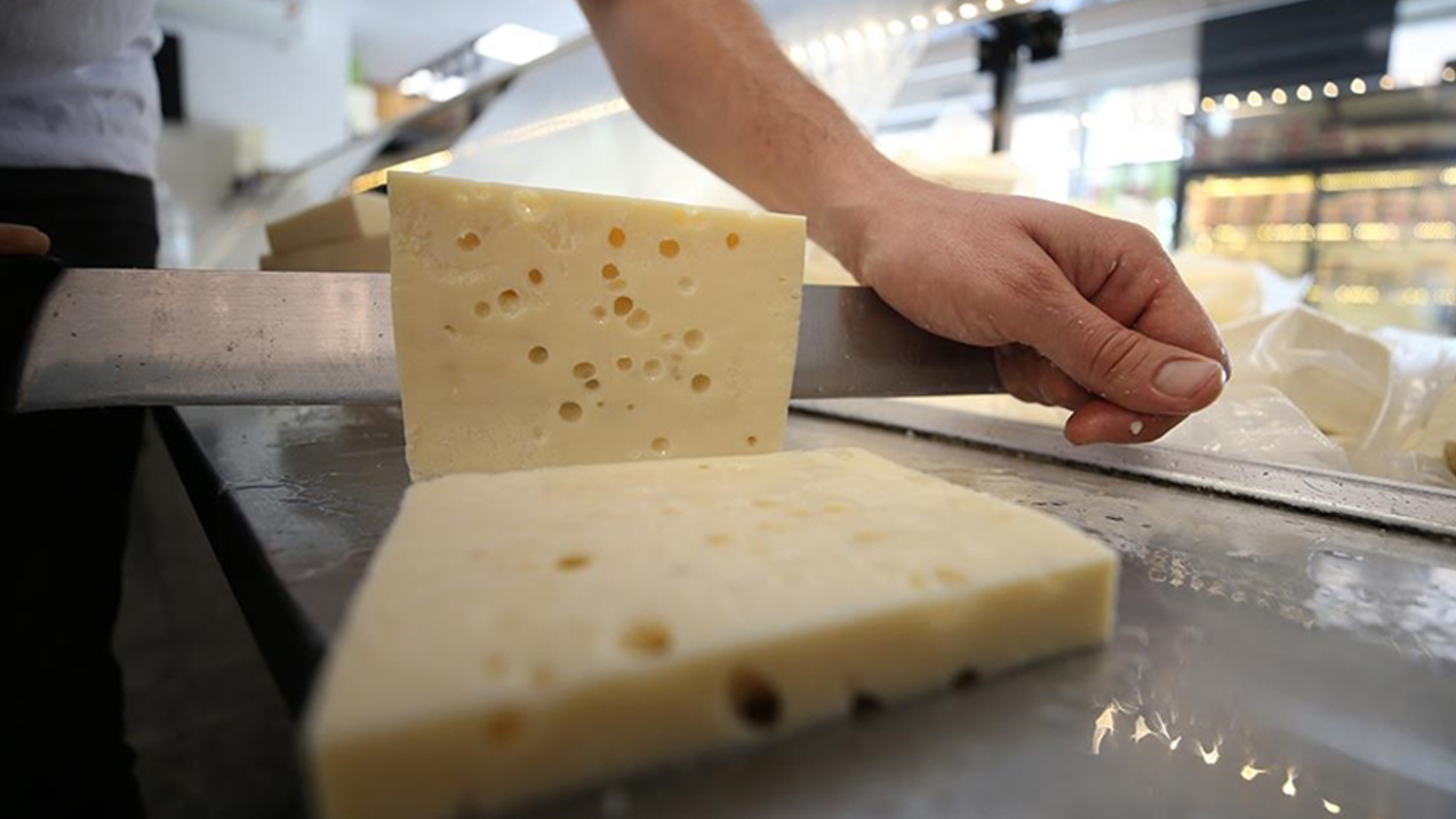 Publication de la liste du 17 octobre : Annonce de marques frauduleuses de fromage et de beurre