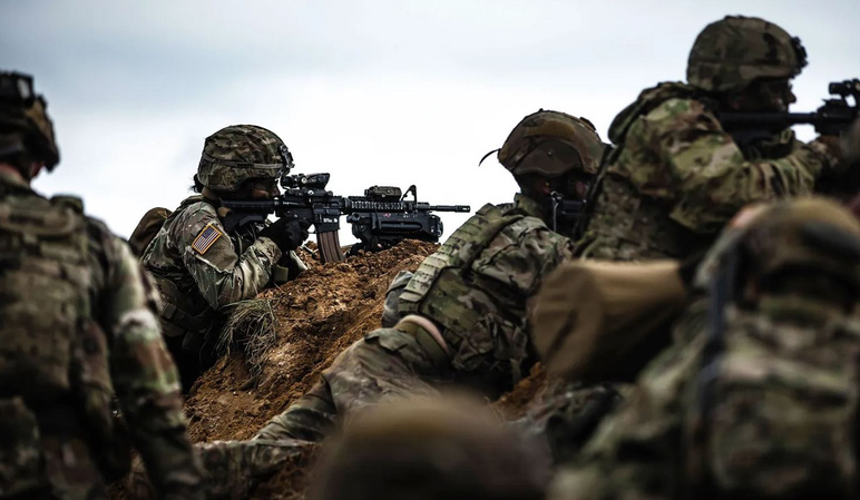 Les soldats américains sont-ils sur le front ? « Jeux sombres en Ukraine ! - Photo : 2