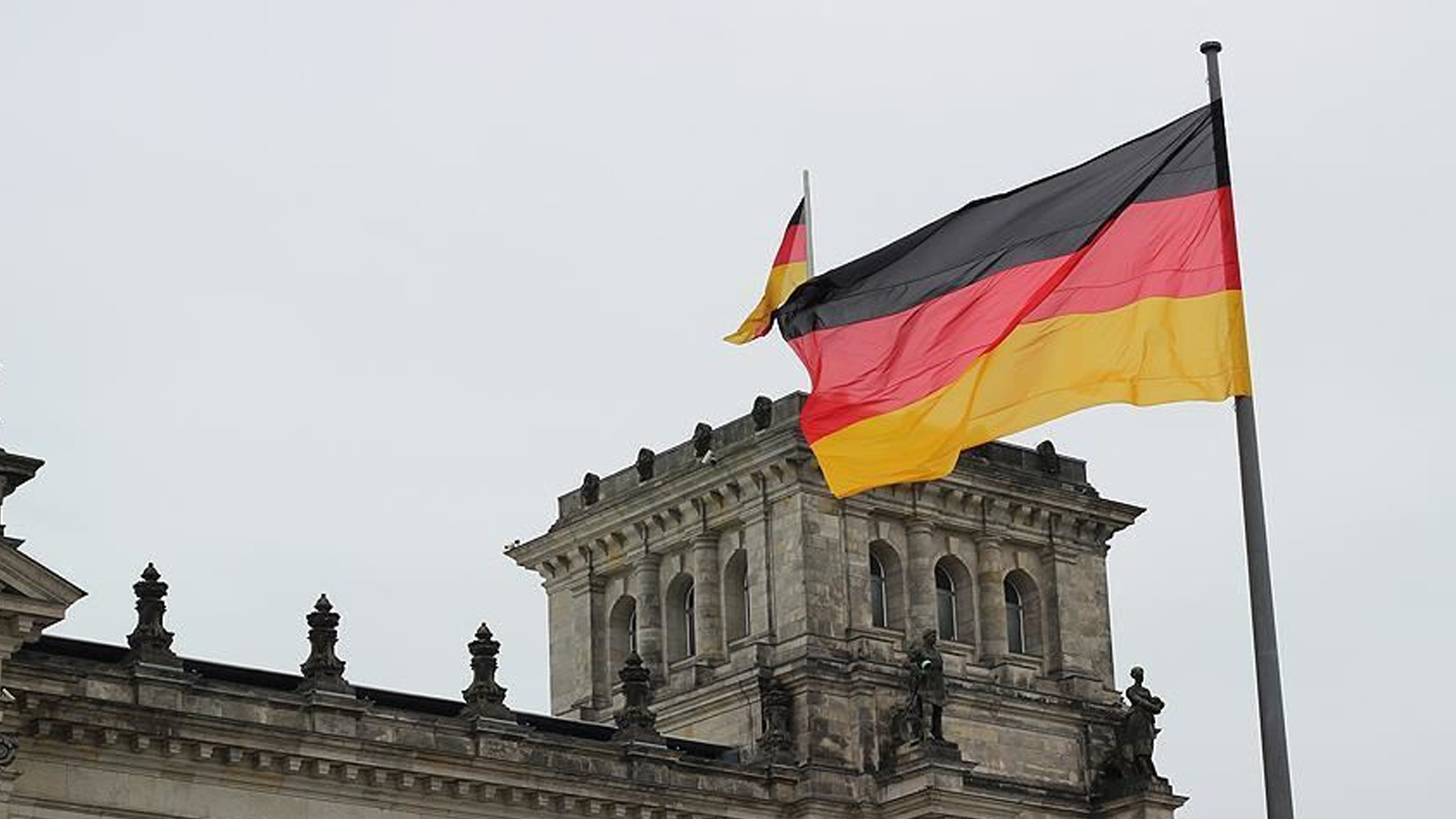 Crise politique en Allemagne : nomination d'un nouveau ministre des Finances et maintien du ministre des Transports