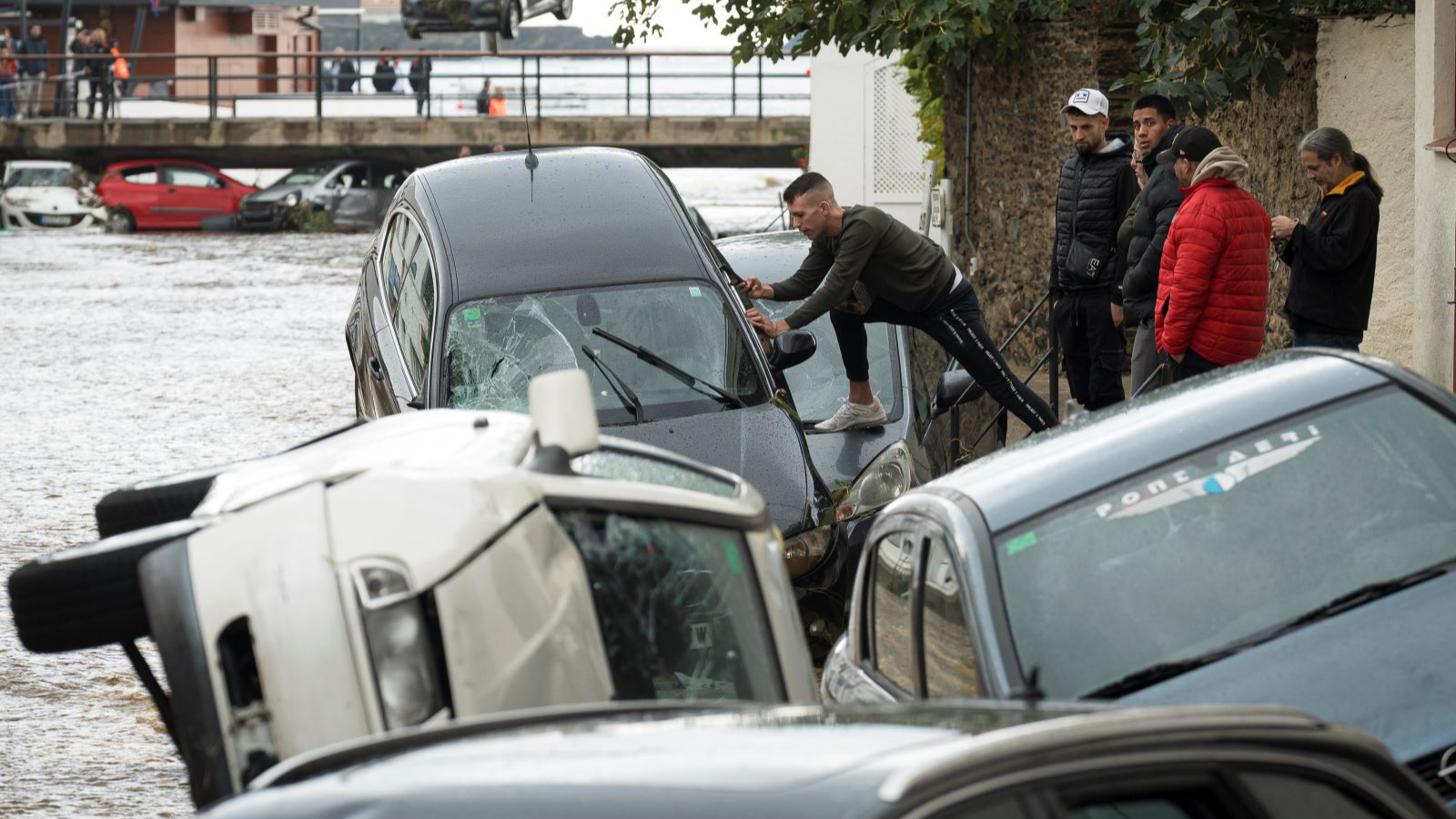 Les inondations frappent à nouveau l'Espagne : cette fois, catastrophe à Gérone