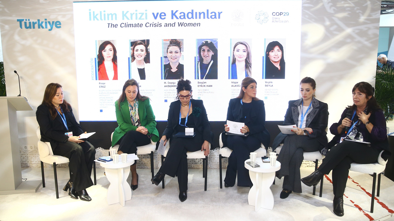 Lors de la COP29, le rôle des femmes dans la résolution des crises climatiques a été discuté