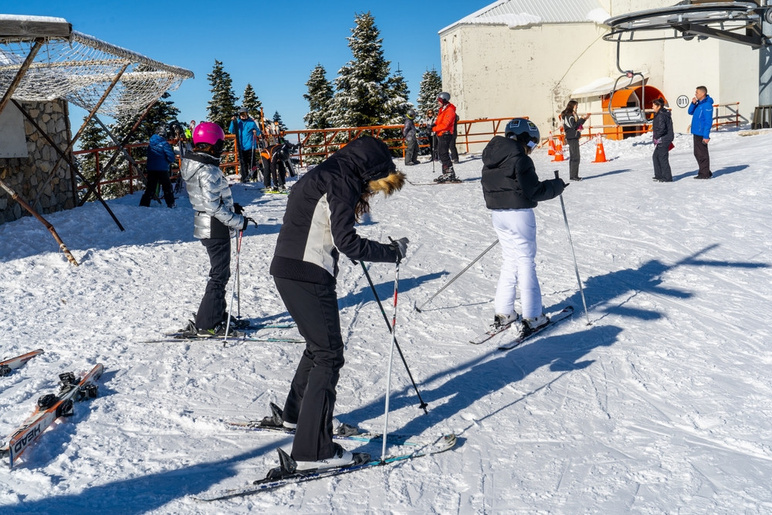 Qui peut payer ? Faire du ski en montagne coûte 285 000 TL - Photo : 2