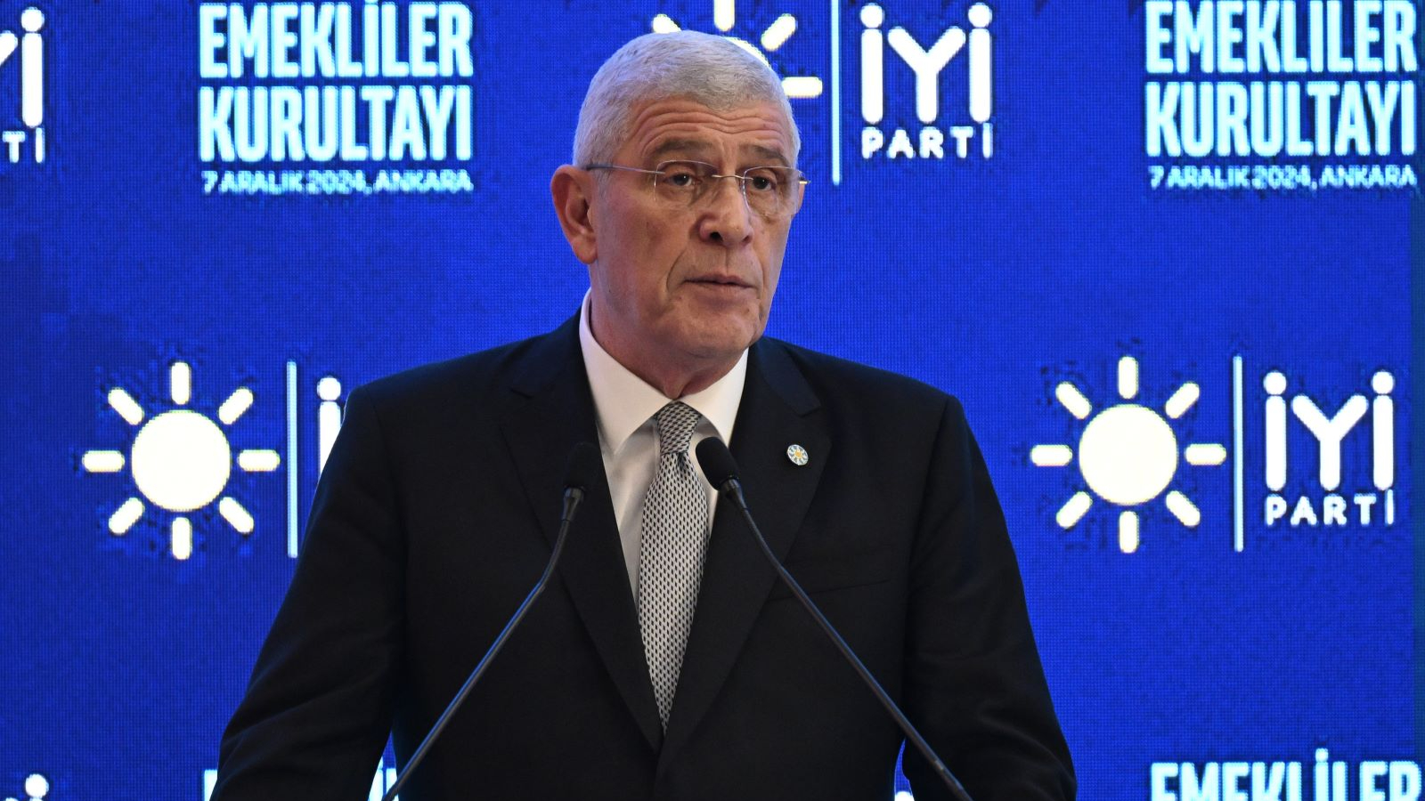 Müsavat Dervişoğlu: Il faut supprimer les doubles standards en matière de retraite