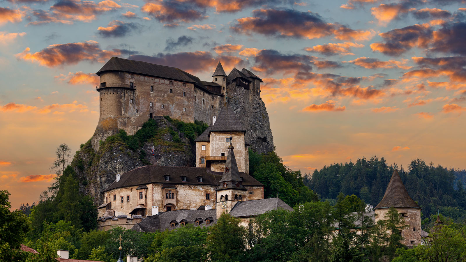 THRACIEN 'Langue vampire!' Ils ont relancé la langue détruite