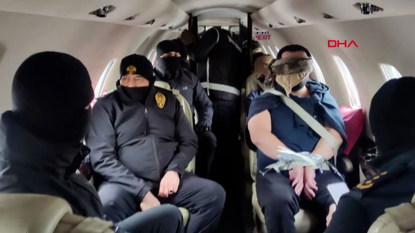 Les dirigeants d'organisations criminelles Ercan Yılmaz et İbrahim Kaymak ont ​​été amenés en Turquie