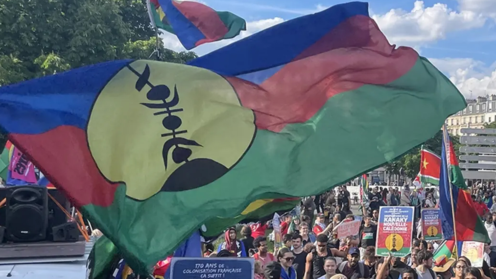 Ponga, un anti-indépendantiste, devient chef du gouvernement de Nouvelle-Calédonie