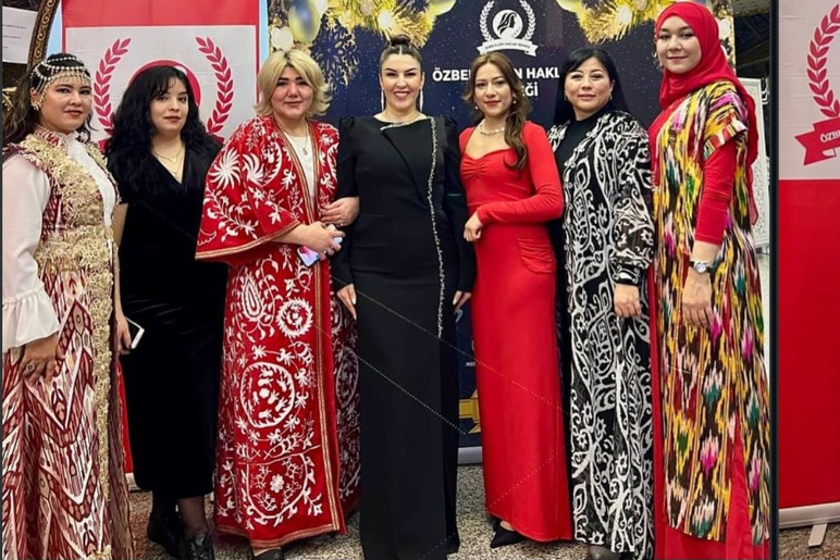 Ils aimaient beaucoup la Turquie, échantillon de femmes ouzbeks - Image: 2