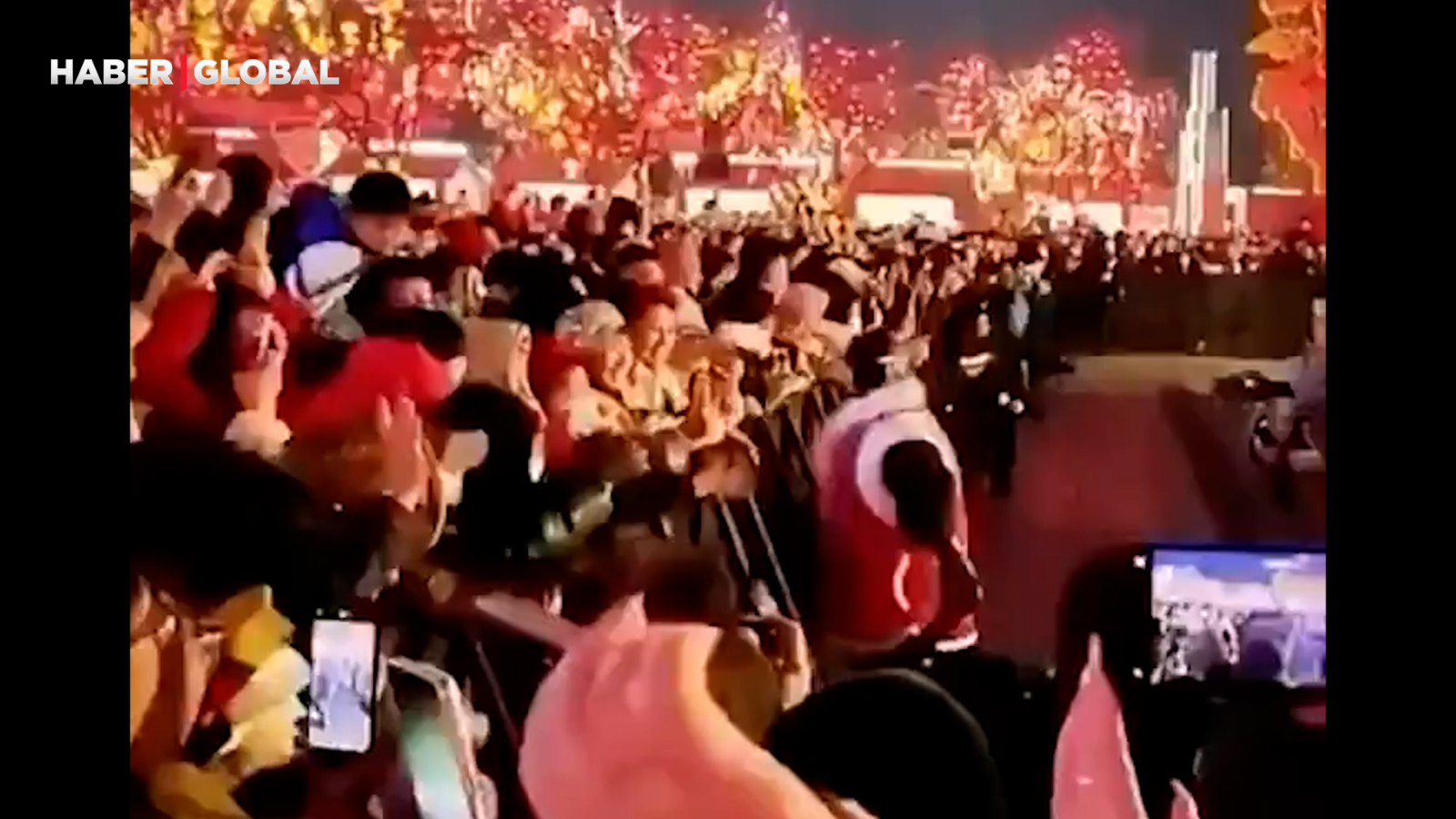 L'intelligence artificielle a échoué en Chine, un robot a attaqué des gens comme celui-ci