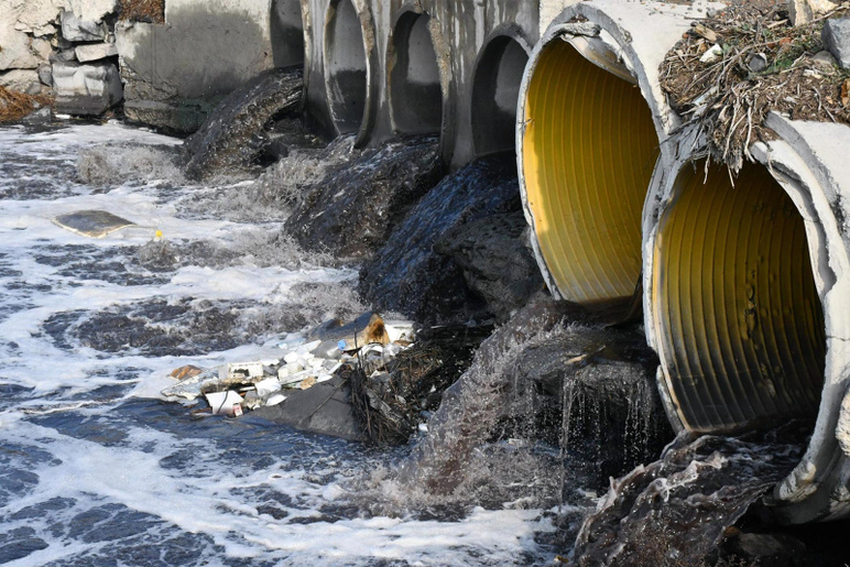 Le poison coule au lieu de l'eau, est-ce que la pollution et l'odeur du sort de çorlu? - Image: 2