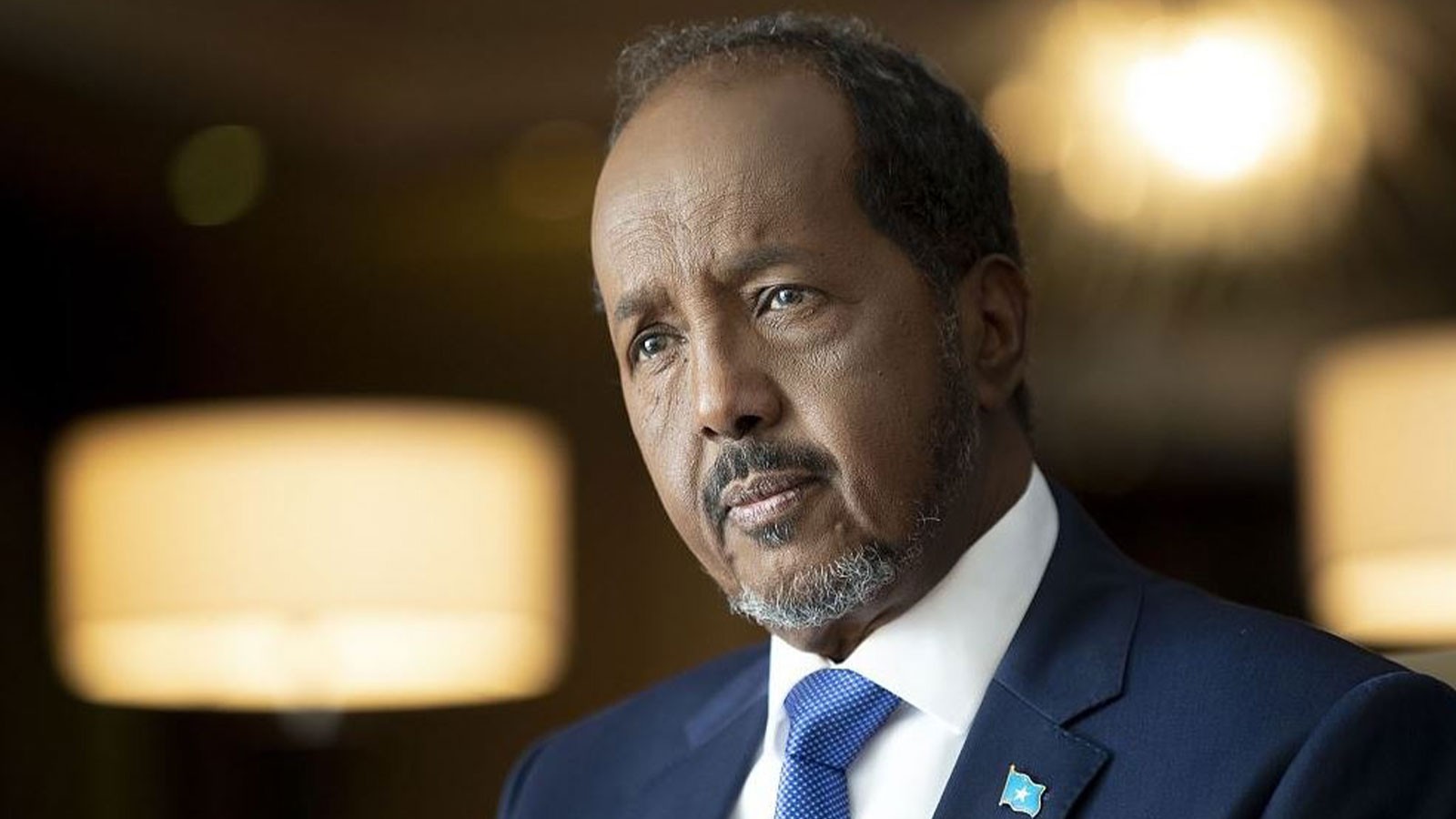 Attaque de la bombe contre le convoi du président somalien Mahmud