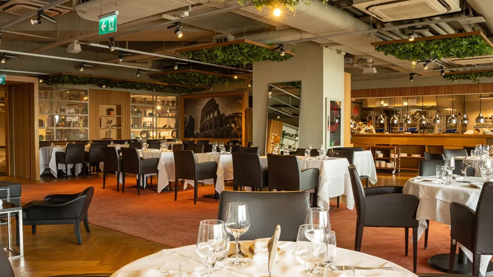 Le ministère a révélé le restaurant de luxe dans le centre commercial!