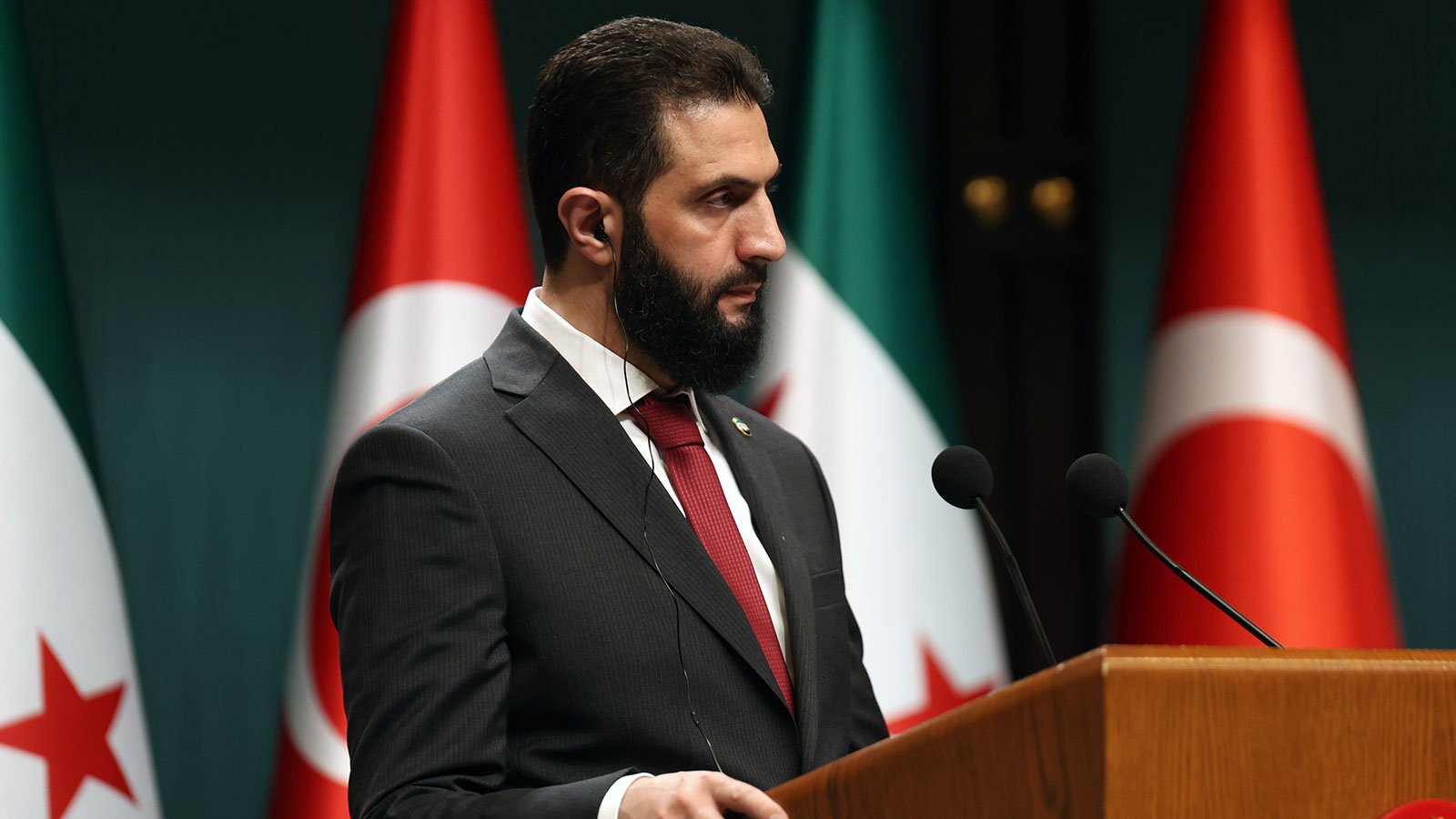 Le président syrien şara a signé la déclaration constitutionnelle provisoire