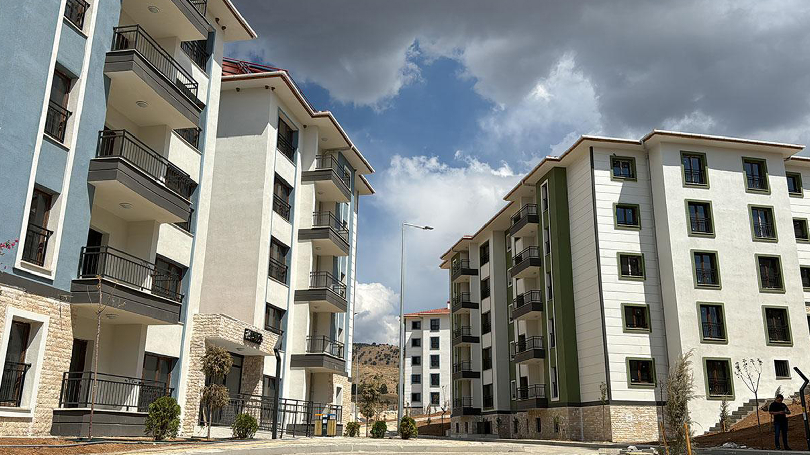 Logement bas dans 81 provinces de Toki!