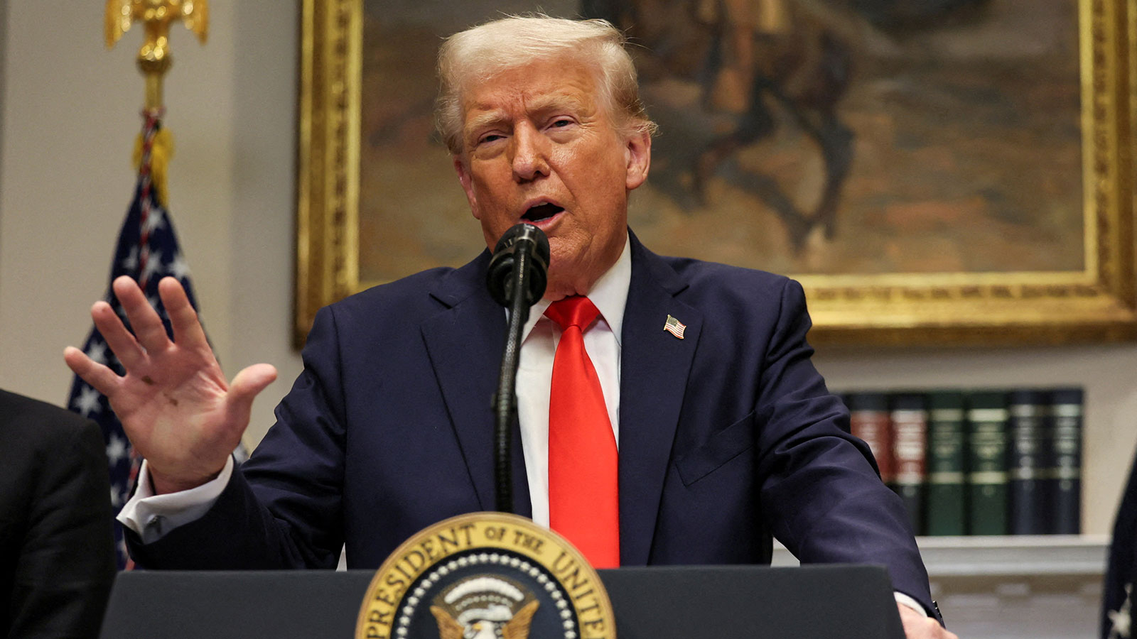 Nouvelle menace de Trump: emprisonnement pour les manifestations illégales dans les écoles ou l'expulsion!