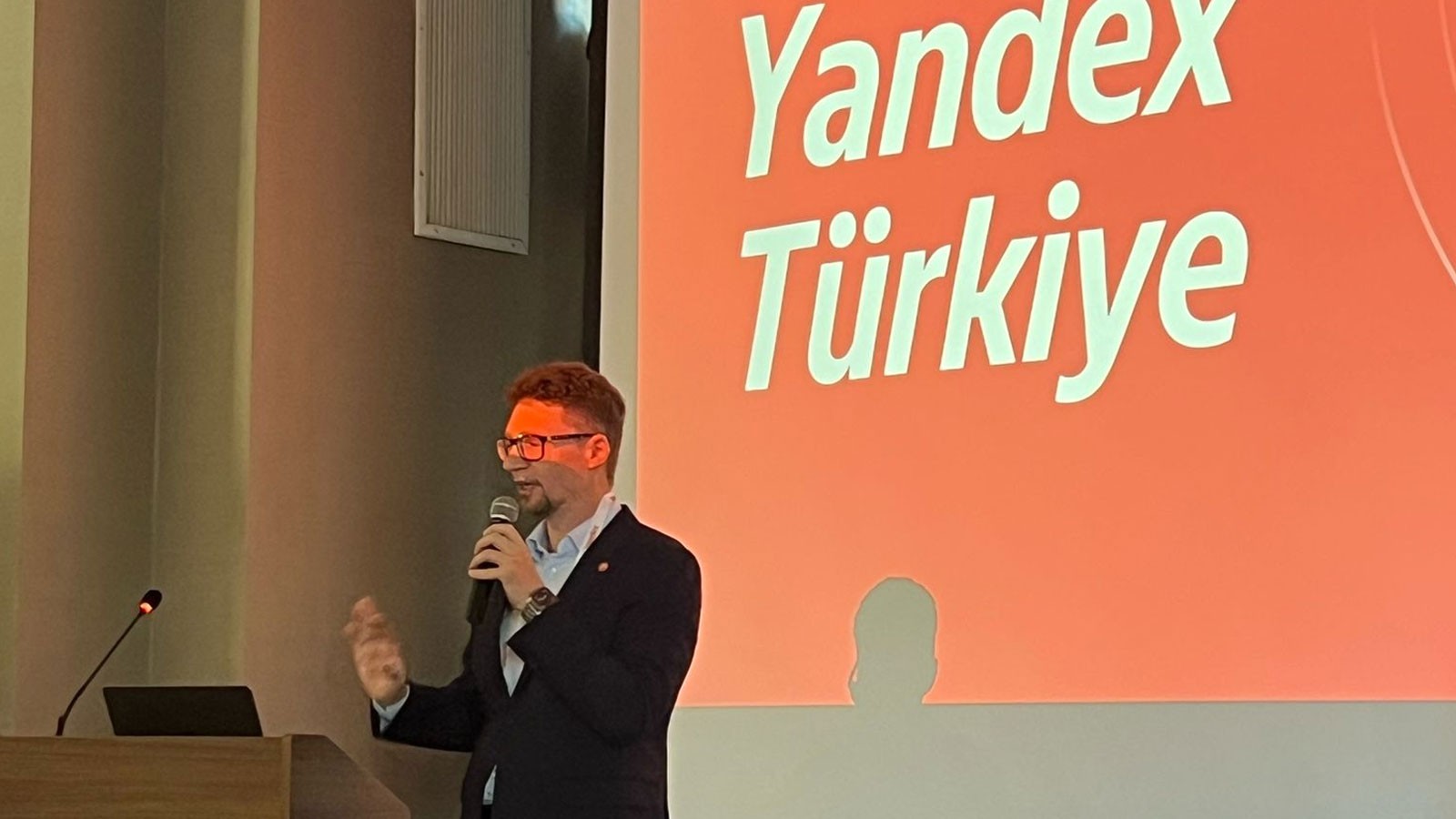 Yandex de Türkiye Intelligence artificielle Soutenu la production de contenu et le partage des revenus