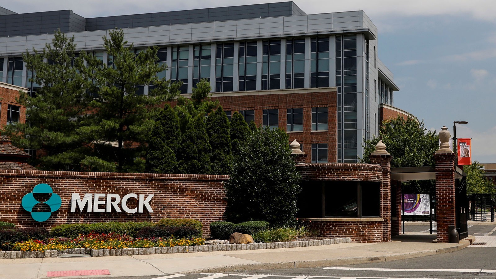 Le Merck allemand achète la société américaine qui produit des médicaments contre le cancer pour 3,9 milliards de dollars