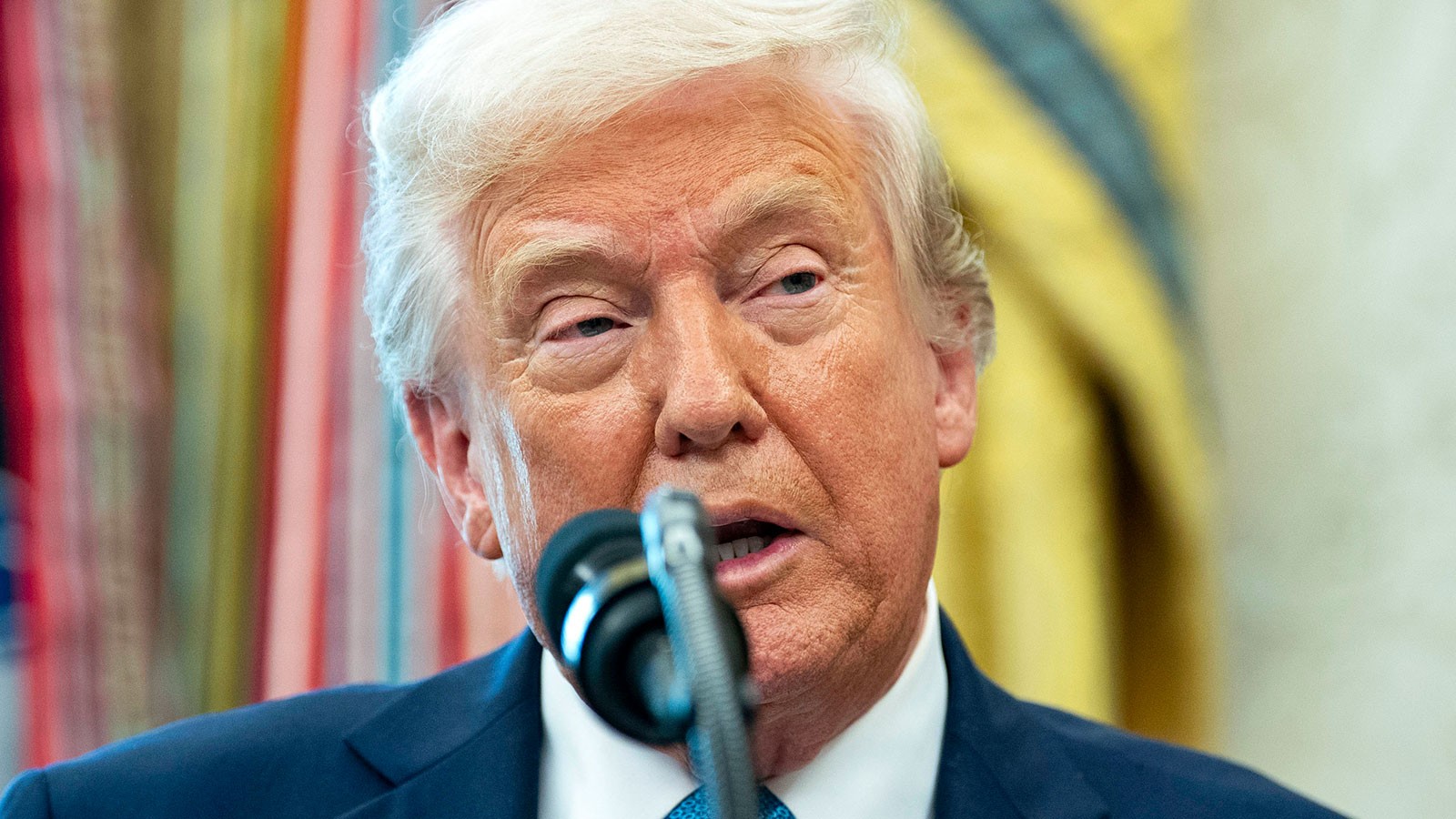 Président américain Trump: Je n'ai pas l'intention d'expulser le président nourri