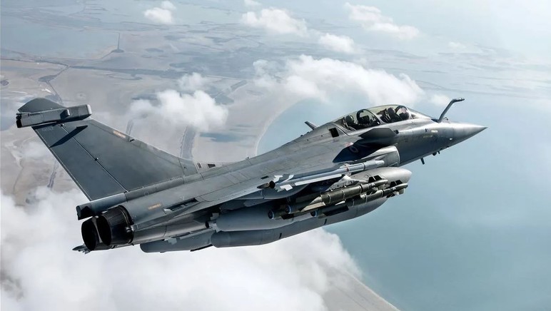 Est-ce le coup d'État chinois à IAF? Rafale, qui est considéré comme invincible, effondré - Image: 2