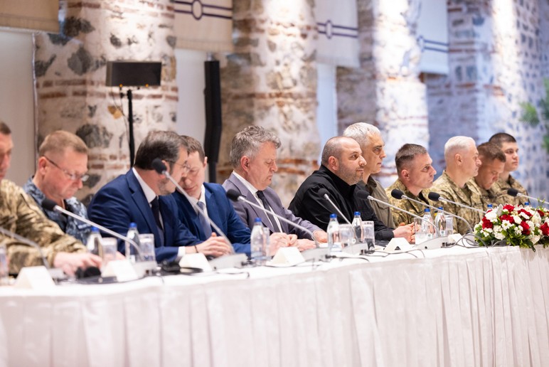 Paid Desk à Istanbul! Les négociations sont en cours - Image: 4