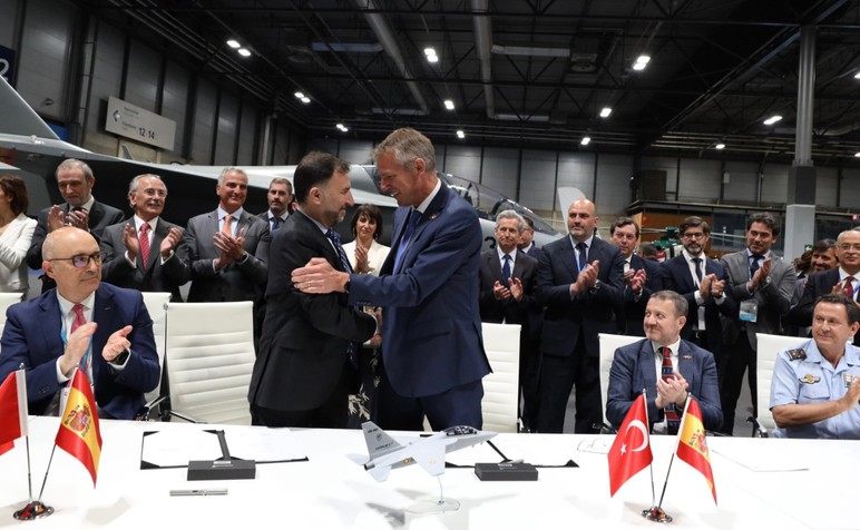 Pour Hürjet, l'accord avec l'Espagne a été signé avec l'Espagne - Image: 2