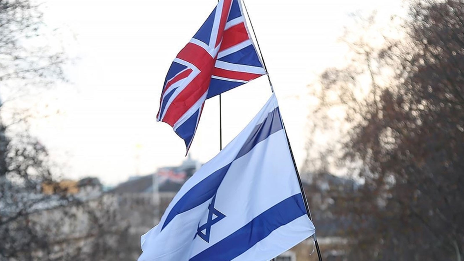 L'Angleterre a suspendu les nouvelles négociations des accords commerciaux avec Israël